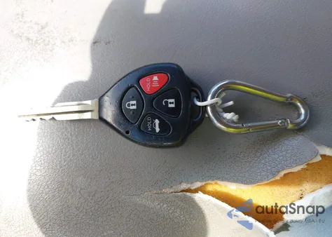 2007 Toyota Camry Le z USA, uszkodzony, nr VIN 4T1BE46KX7U096888